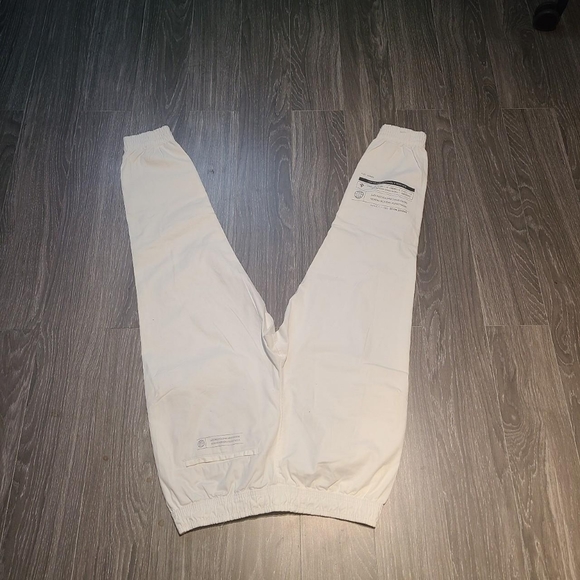 WHITE TAPERED TROUSERS - Picture 2 of 4
